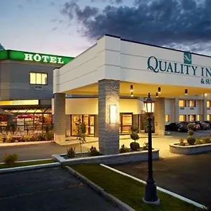 Quality & 3*, Brossard Canada